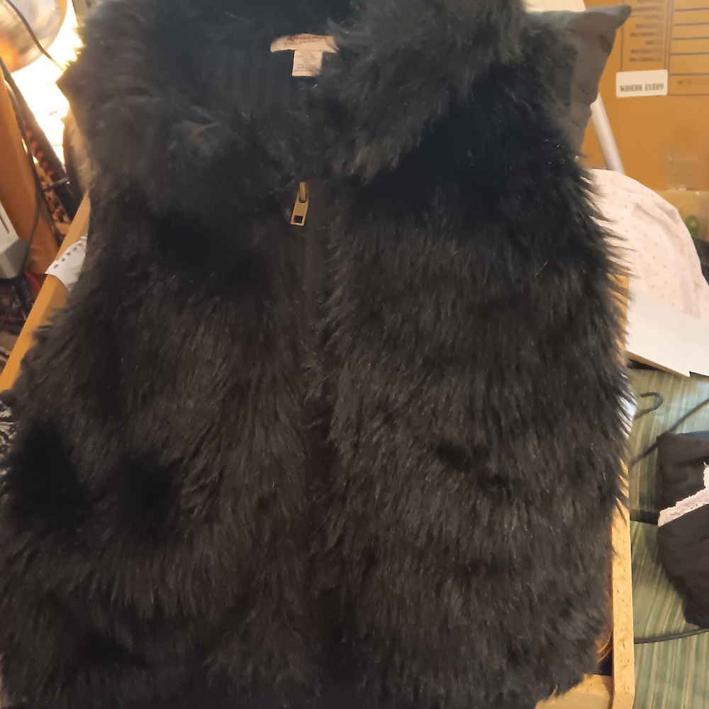 Arizona Jean Company Black Faux Fur Vest